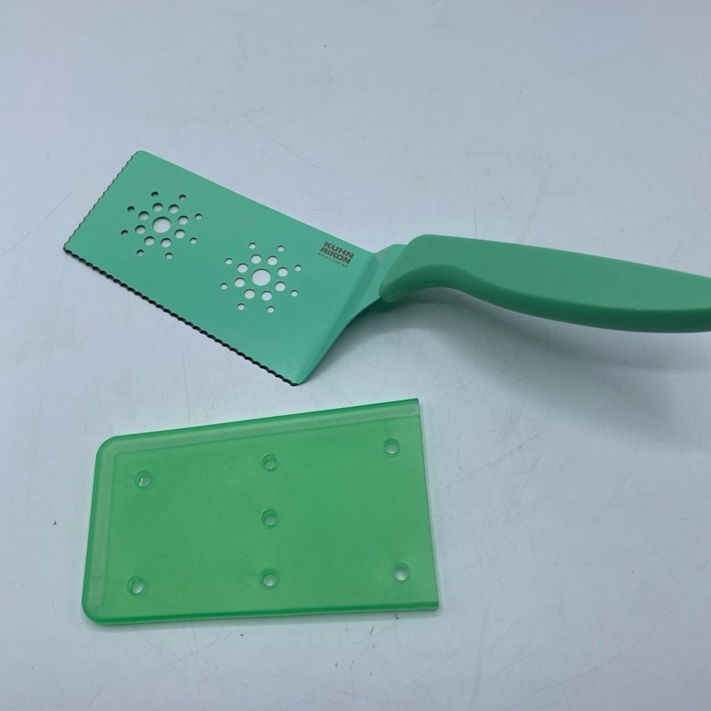 Kuhn Rikon Slice & Serve Knife with Sheaths Mint Green